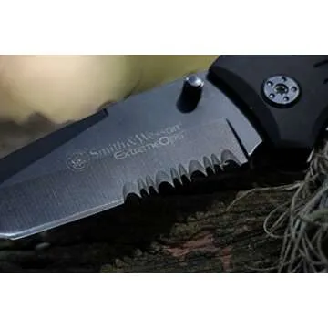 Smith & Wesson SWFR2S 8" Tactical Folding Knife