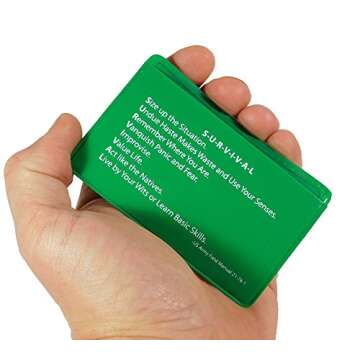 5col Survival Supply Fresnel Lens 4-Pack Credit Card Size Pocket Magnifier & Firestarter