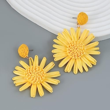 Boho Raffia Flower Earrings for Trendy Summer Jewelry