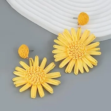 Boho Raffia Flower Earrings for Trendy Summer Jewelry