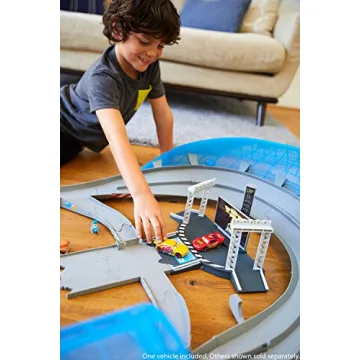 Disney Cars 3 Ultimate Florida Speedway Track Set