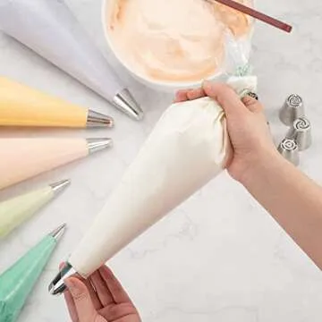 Restaurantware Pastry Tek 21 Inch Piping Bags 100 For Icing Pastry Bags - Disposable Food Grade Clear Plastic Decorating Bags Non Slip For Frosting Cupcakes Cakes And Pies