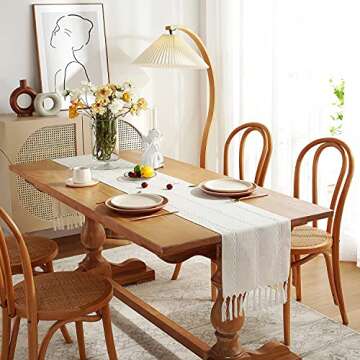 Chassic Rustic Farmhouse Table Runner for Elegant Dining