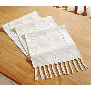 Chassic Rustic Farmhouse Table Runner for Elegant Dining