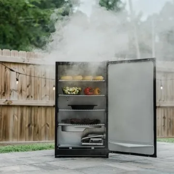 Masterbuilt 30-inch Electric Smoker with Wood Chip Loader