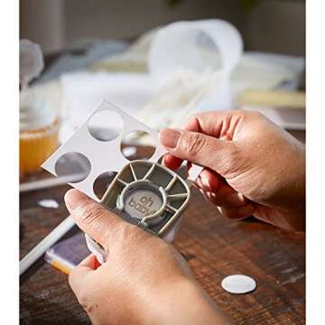 Fiskars Medium Lever Punch for Easy Circle Crafting