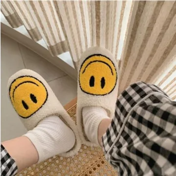 Cute Smile Face Slippers Soft Plush Fleece Indoor Outdoor