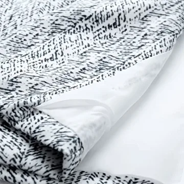 Long Sleeve Stylish Grey Jacket for Women with Pockets