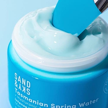 Hydrating Mask with Hyaluronic Acid for Sensitive Skin
