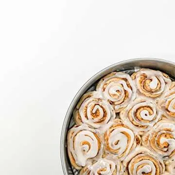 USA Pan 9 Inch Nonstick Round Cake Pan Set of 2