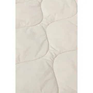 Orolay Women's Quilted Jacket Cozy and Stylish Must-Have