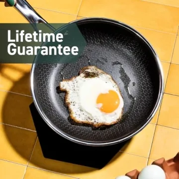 HexClad 7-Inch Nonstick Fry Pan with Glass Lid