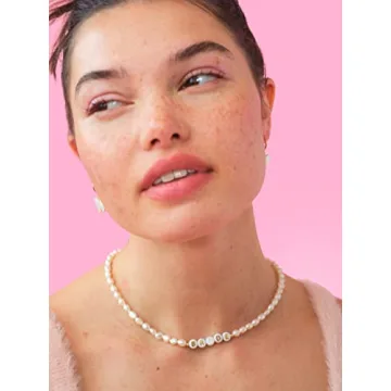 Elegant Pearl Bride Necklace for Bachelorette Parties and Showers