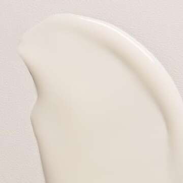 Davines LOVE Curl Cream, Weightless Curl Defining Leave-On Serum For Curly And Wavy Hair, Residue-Free Softness and Shine, 5.07 Fl Oz