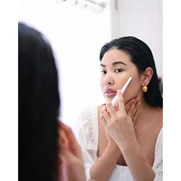 Flawless Dermaplane Glo Lighted Exfoliator with Replacement Heads