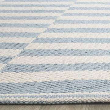 SAFAVIEH Montauk Runner Rug - Handmade Cotton for Any Room