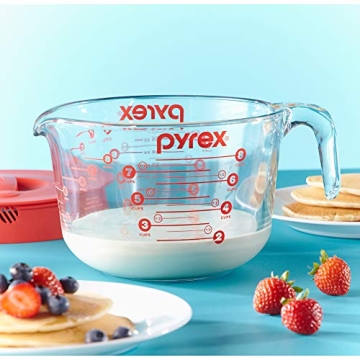 Versatile Pyrex 8-Cup Measuring Cup for Kitchen Needs