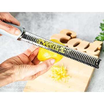 Microplane Premium Classic Citrus Zester and Parmesan Cheese Grater (Purist Blue)