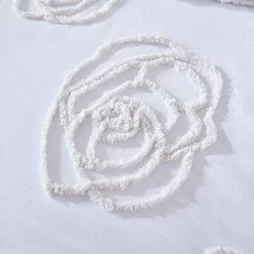 Betsey Johnson - Queen Duvet Cover Set, Reversible Cotton Bedding with Matching Shams, All Season Home Decor (Rambling Rose White, Queen)