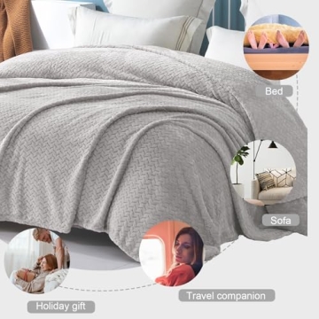 Exclusivo Mezcla Light Grey Fleece Throw Blanket for Couch and Bed, 50x70 Inches Soft Cozy 3D Decorative Jacquard Flannel Blankets, Lightweight Fuzzy Plush Warm Throws for All Seasons