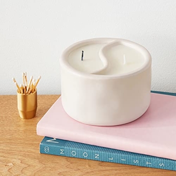 Paddywax Yin Yang Candle Black Salt Teakwood 11-Ounce