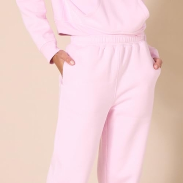 Chic Amazon Essentials Women's Relaxed Jogger for Comfort