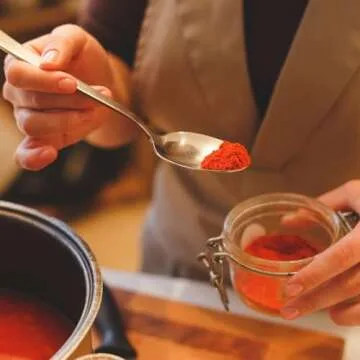 Purchase Authentic Hungarian Paprika Powder - Rich Flavor & Color