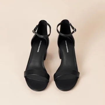 Amazon Essentials Women's Two Strap Heeled Sandal for Every Occasion