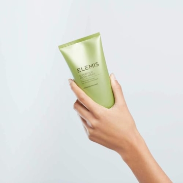 Revitalizing ELEMIS Superfood Facial Wash for Glowing Skin