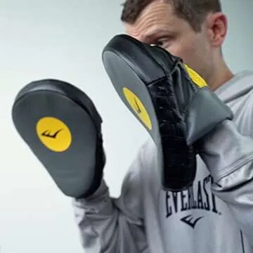 Everlast Mantis Mitts Punch Mitts for Boxing Training