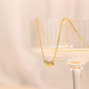 VRIUA Dainty Gold Necklace 14k Plated for Women