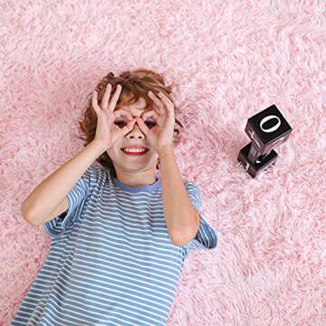 Yome Area Rug, Shaggy Home Decor Floor Rug, Carpet Overlocking on Edges, Ultra Soft Carpet for Bedroom, Living Room, Children’s Room, Book Room, Fluffy Rug 4 x 5.3 Feet, Pink.