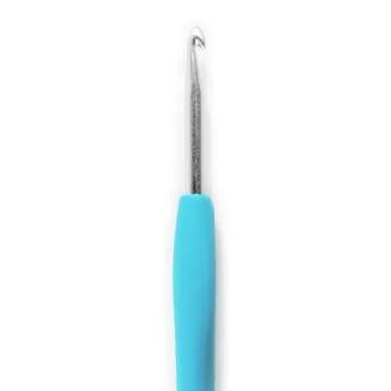 Clover Blue Amour Crochet Hook, Size 7 for Effortless Crafting