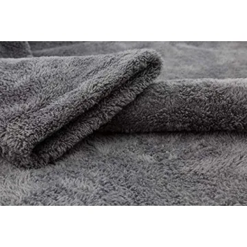 Luxurious Soft Plush Wellssoft Bathrobe for All