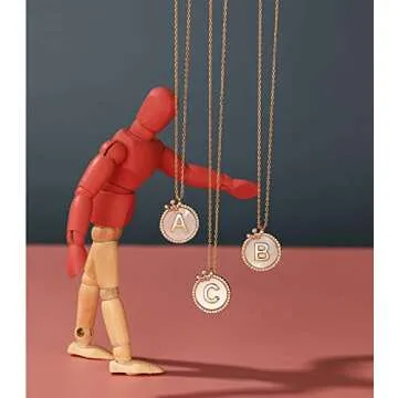 Hutou Gold Initial Necklaces for Women 14K Gold Plated Dainty Letter Chain Necklace Personalized Crown Necklaces for Women 01