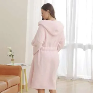 bearberry Hooded Robe Cozy In The Wild Robe Lightweight Soft Plush Bathrobe with Pockets for Women (Pink)