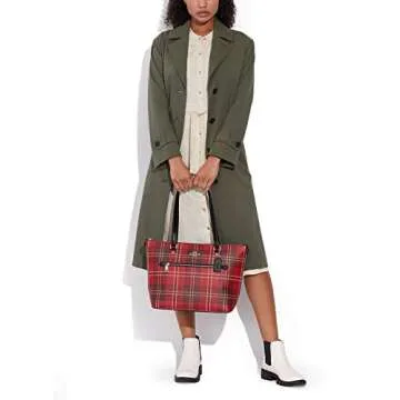 Stylish Coach Gallery Tote Shoulder Bag for Everyday Use