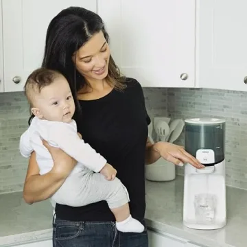 Baby Brezza Instant Bottle Warmer Fast Water Dispenser