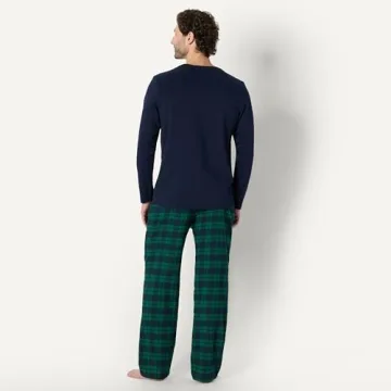Amazon Essentials Men's Holiday Matching Pajama Set