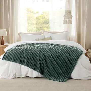 Bedsure Mallard Green Fleece Blanket for Cozy Comfort