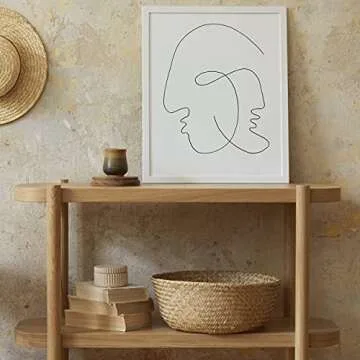 Artera Woven Seagrass Plant Basket - Wicker Belly Basket Planter Indoor with Plastic Liner and Handles, Natural Plant Pot for Fiddle Leaf Fig Tree, Snake Plant (Medium, Natural)