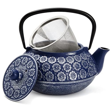 Elegant Japanese Cast Iron Teapot with Infuser, 34oz