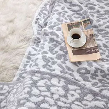 MH MYLUNE HOME Ultra Soft Leopard Throw Blanket (50x60 inches) Microfiber Blanket Plush Warm Reversible Cheetah Blanket Snow Leopard Pattern Throw for Couch Bed Sofa - White Gray, 50"x60"