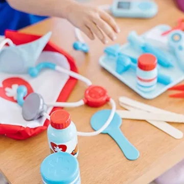 Melissa & Doug Doctor Kit - 25-Piece Role Play Set