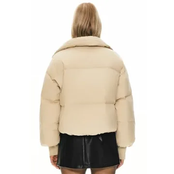 Orolay Women's Winter Cropped Puffer Jacket Warm Stylish