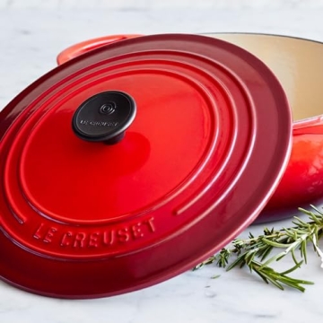 Le Creuset Shallow Dutch Oven 2.75 Quart in Cherry Red