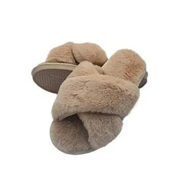 HUMIWA Women’s Faux Fur Slippers for Ultimate Comfort