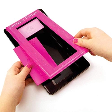 Fashion Plates Superstar: Mix & Match Drawing Kit