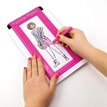 Fashion Plates Superstar: Mix & Match Drawing Kit