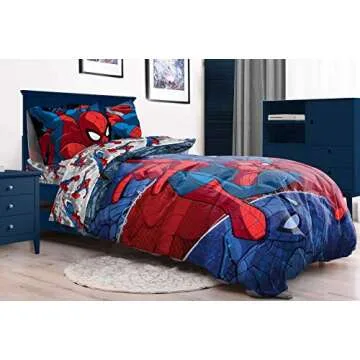 Jay Franco Spiderman Twin Bed Set - Soft, Vibrant Comforter